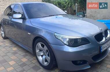 Седан BMW 5 Series 2004 в Измаиле