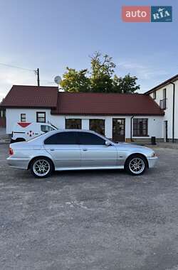 Седан BMW 5 Series 2003 в Львове