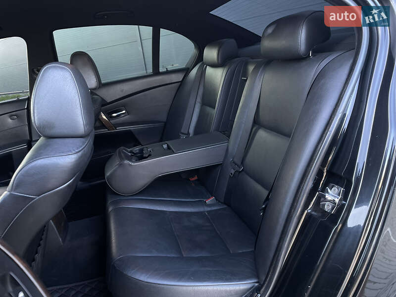 Седан BMW 5 Series 2004 в Ивано-Франковске