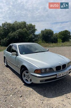 Седан BMW 5 Series 1998 в Виннице