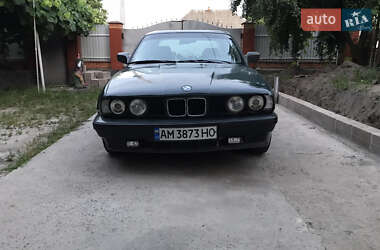 Седан BMW 5 Series 1989 в Радомишлі