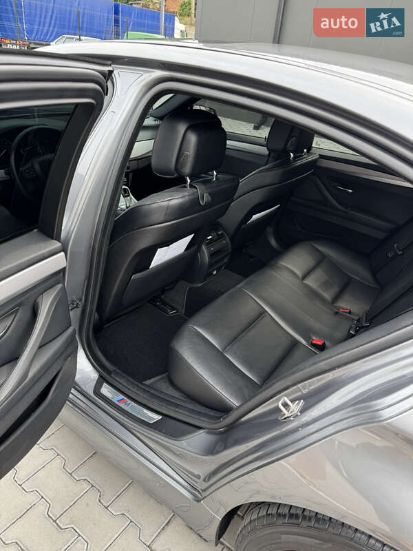 Седан BMW 5 Series 2013 в Могилев-Подольске