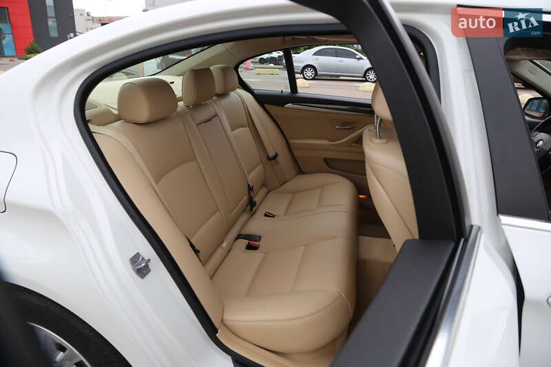Седан BMW 5 Series 2014 в Киеве