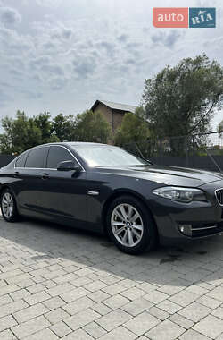 Седан BMW 5 Series 2011 в 