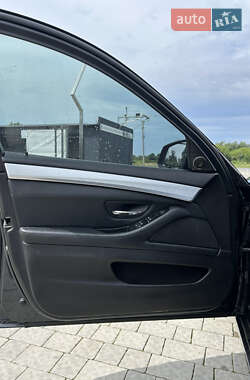 Седан BMW 5 Series 2011 в 