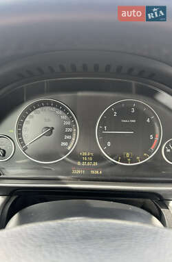 Седан BMW 5 Series 2011 в 