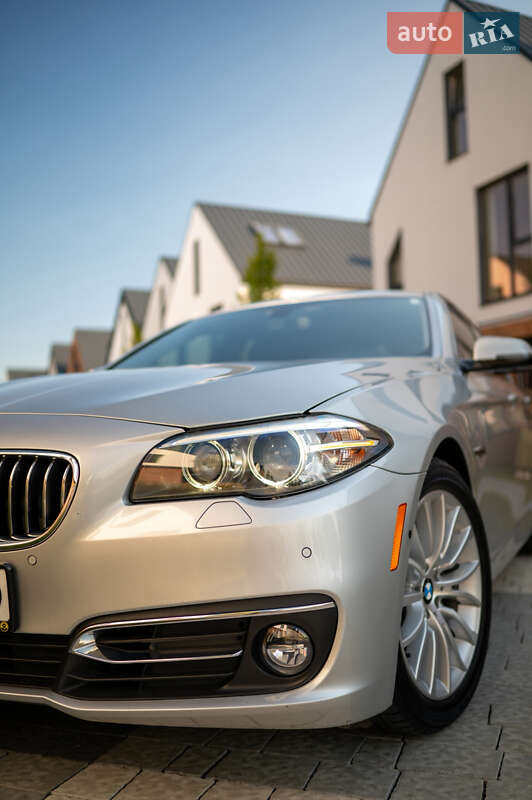 Седан BMW 5 Series 2013 в Львове