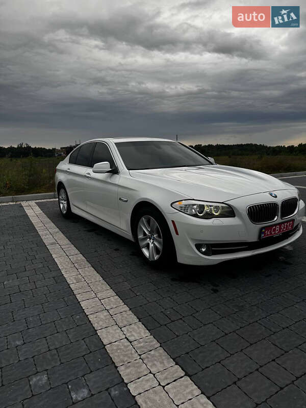 BMW 5 Series 2012