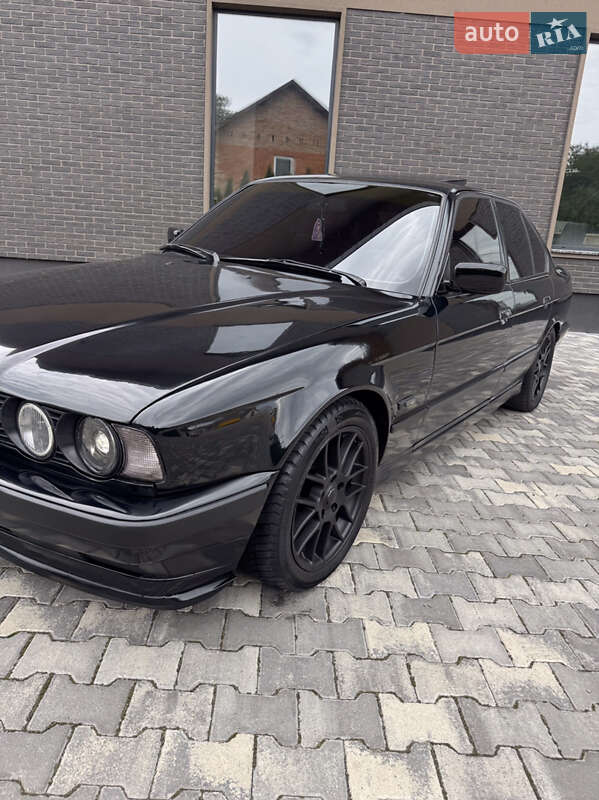 Седан BMW 5 Series 1994 в Коломиї