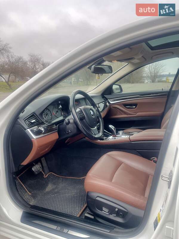 Седан BMW 5 Series 2015 в Кременчуге фото 5 Седан BMW 5 Series 2015 в Кременчуге