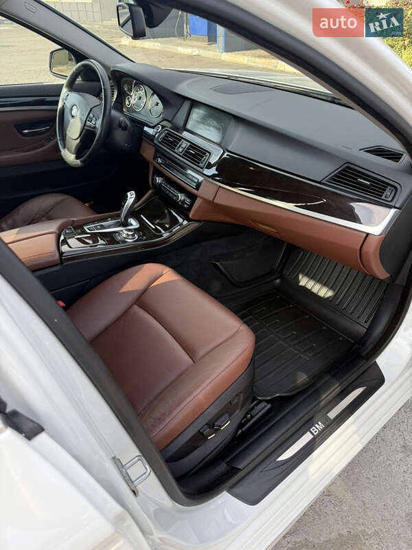 Седан BMW 5 Series 2013 в Кривому Розі