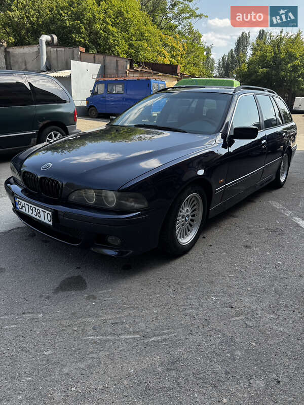 Універсал BMW 5 Series 1998 в Одесі