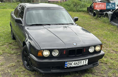 Седан BMW 5 Series 1992 в Ровно