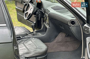 Седан BMW 5 Series 1992 в Рівному