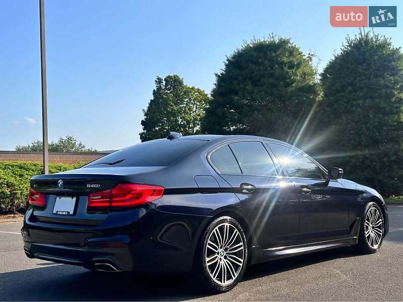 Седан BMW 5 Series 2017 в Киеве