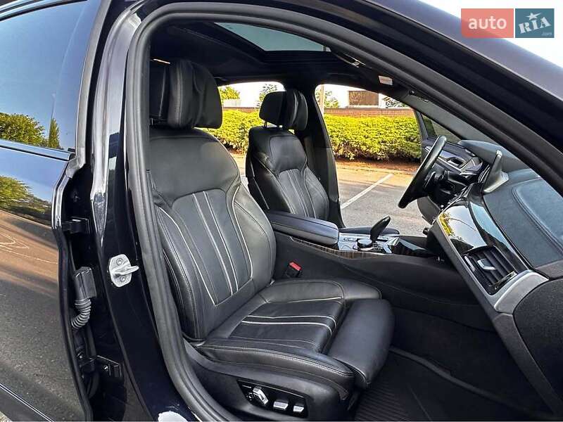 Седан BMW 5 Series 2017 в Киеве