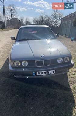 Седан BMW 5 Series 1993 в Кропивницком