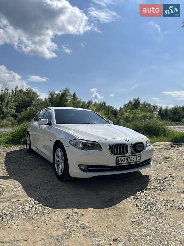 BMW 5 Series 2012