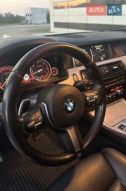 Седан BMW 5 Series 2016 в Львове