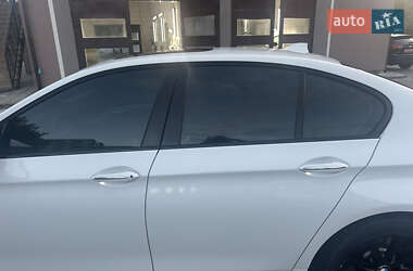 Седан BMW 5 Series 2016 в Львове