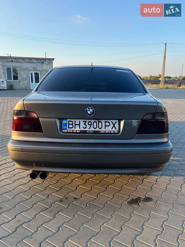 Седан BMW 5 Series 2002 в Снигиревке