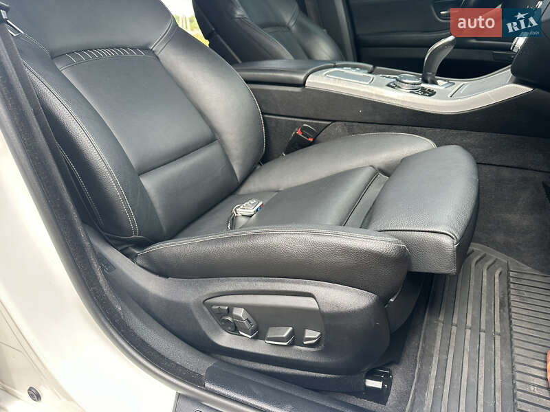 Седан BMW 5 Series 2016 в Львові