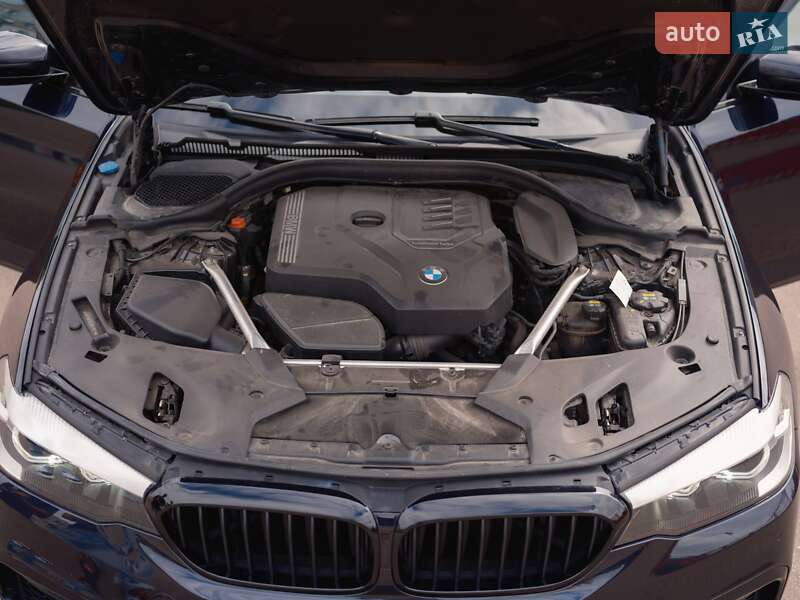 Седан BMW 5 Series 2018 в Днепре