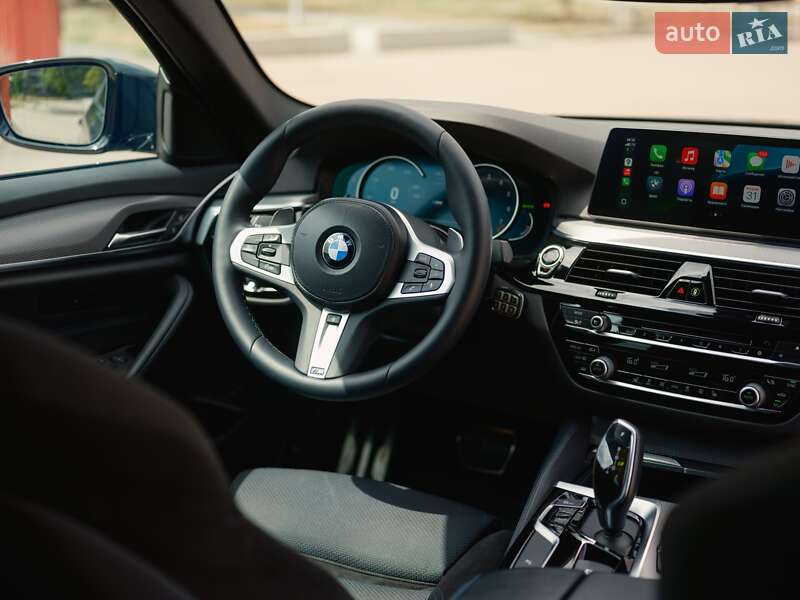 Седан BMW 5 Series 2018 в Днепре