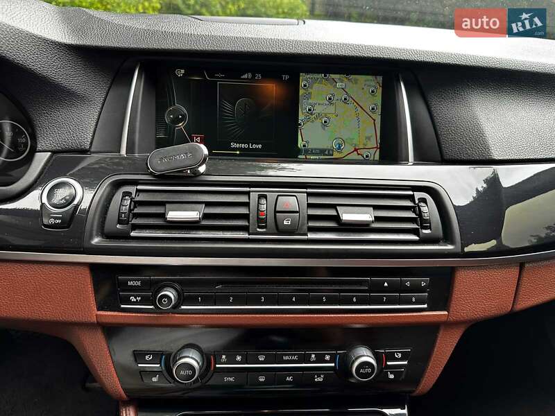 Седан BMW 5 Series 2014 в Киеве