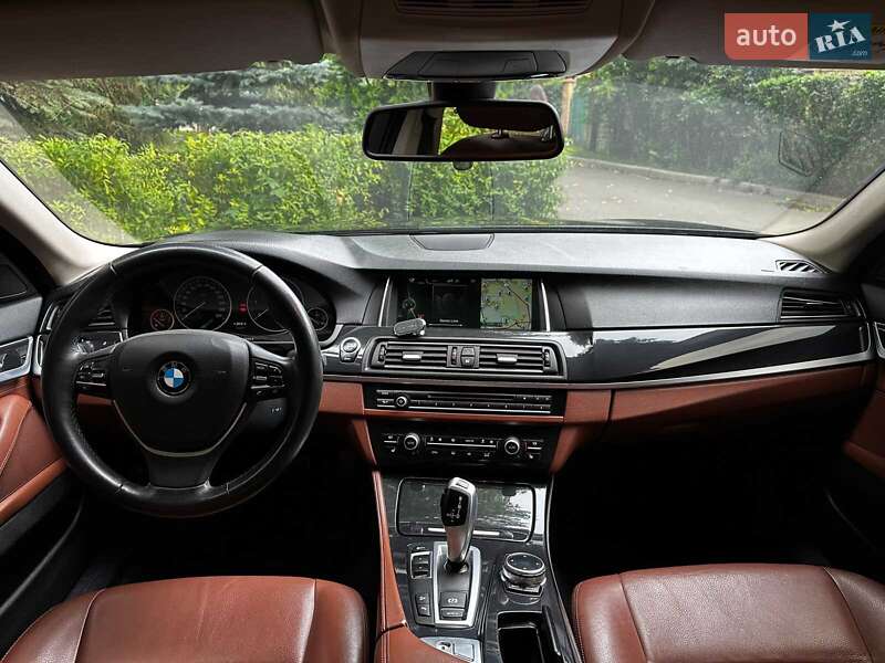 Седан BMW 5 Series 2014 в Киеве