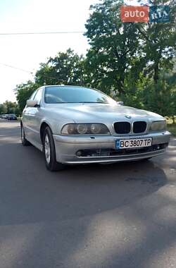 Седан BMW 5 Series 2001 в Львові