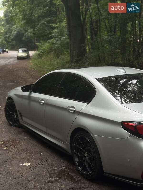 Седан BMW 5 Series 2019 в Киеве