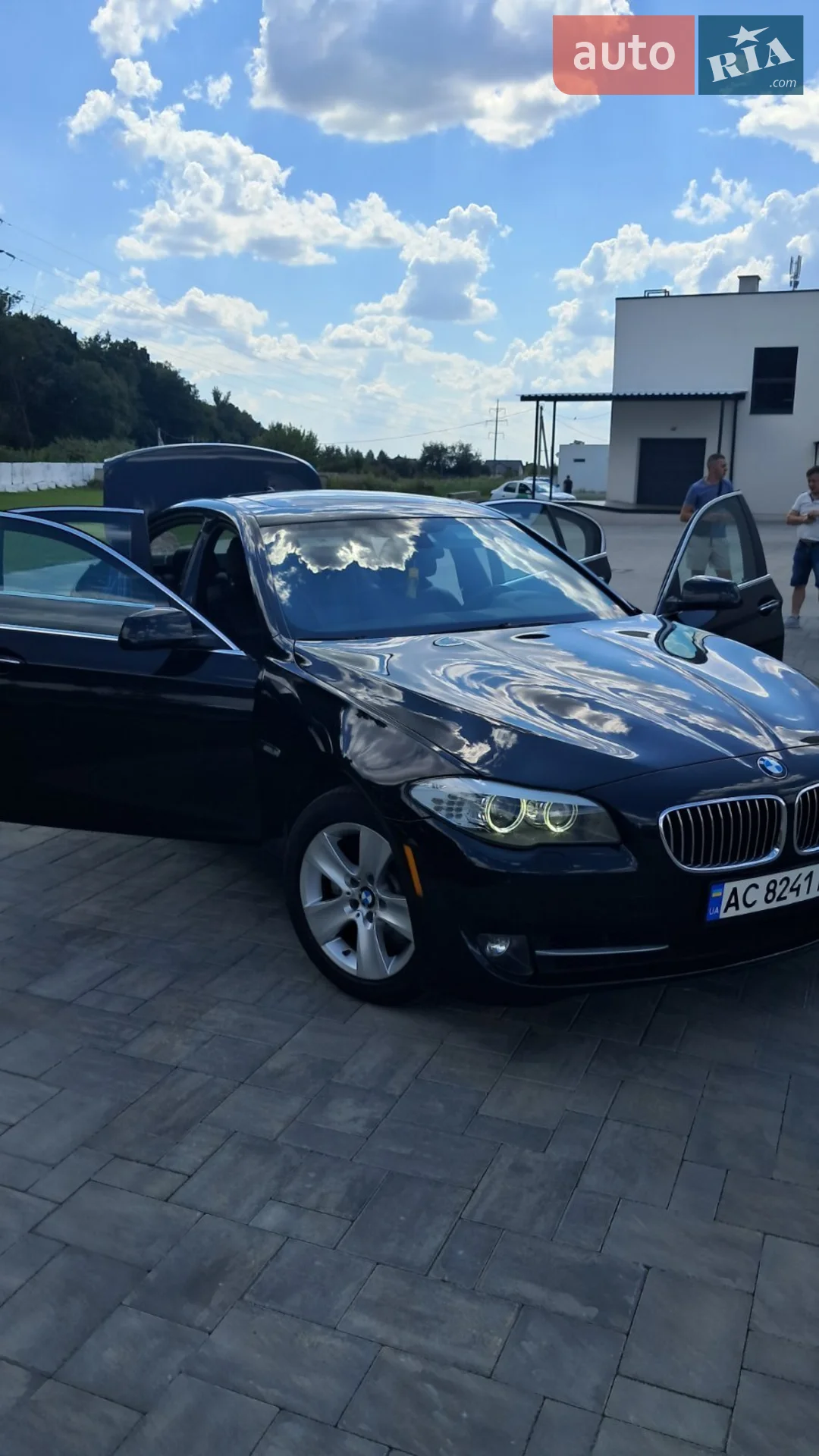 2013 BMW 5er - мініатюра 2