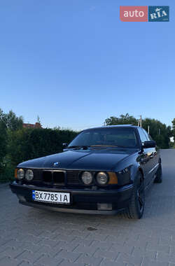 Седан BMW 5 Series 1989 в Хмельницком
