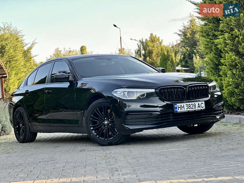 Седан BMW 5 Series 2017 в Одессе
