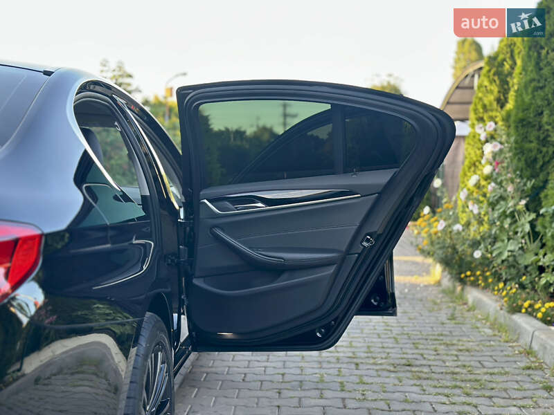 Седан BMW 5 Series 2017 в Одессе