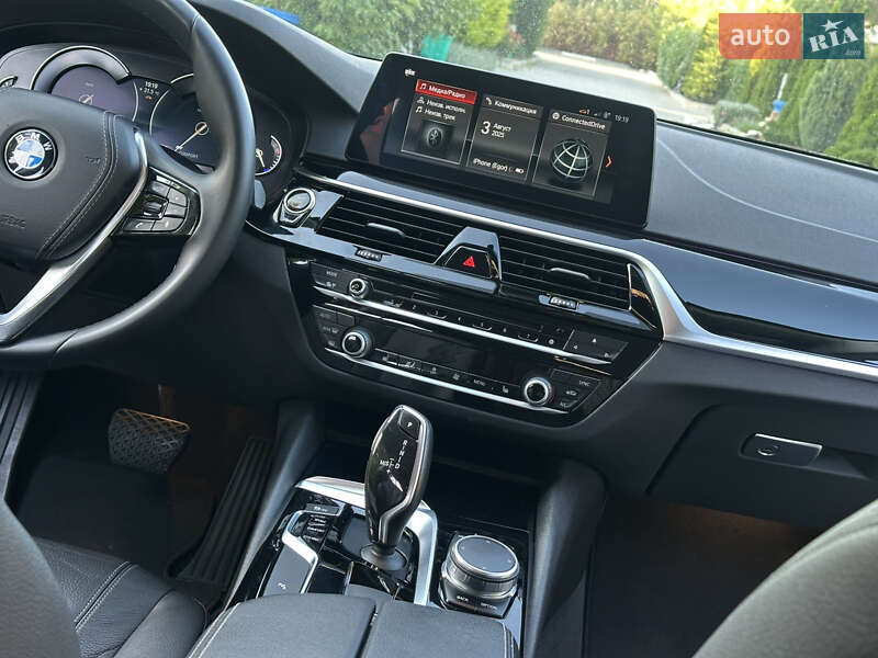 Седан BMW 5 Series 2017 в Одессе