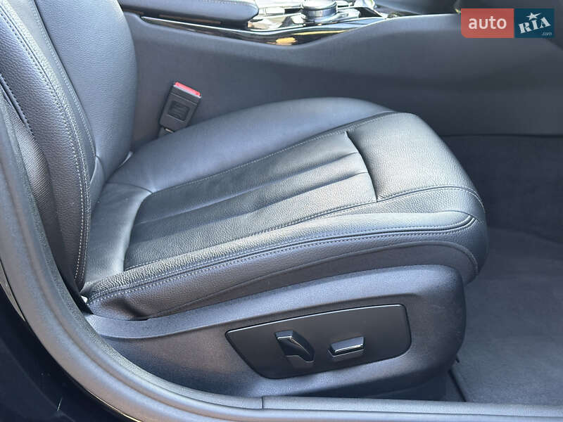 Седан BMW 5 Series 2017 в Одессе