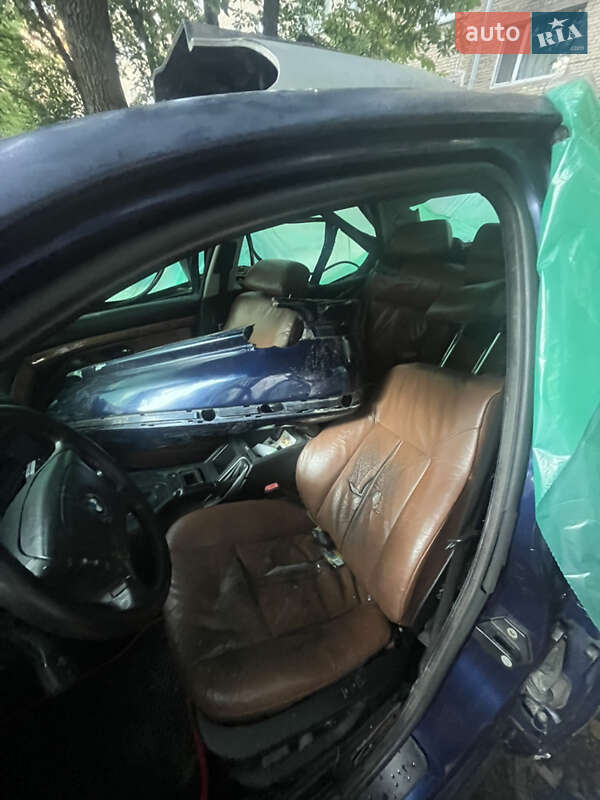 Седан BMW 5 Series 1997 в Киеве