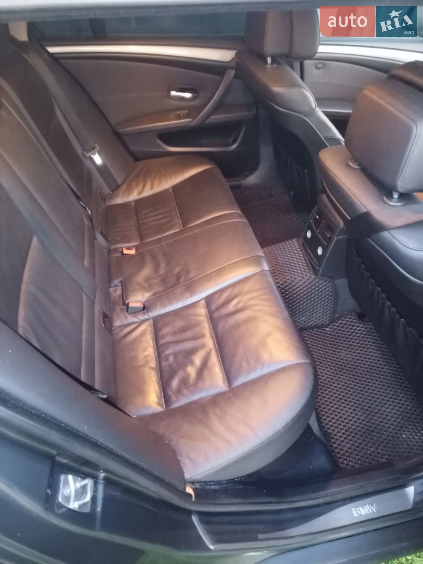 2010 BMW 5er - мініатюра 18