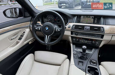 Седан BMW 5 Series 2011 в 