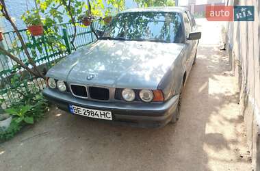 Седан BMW 5 Series 1992 в Первомайске