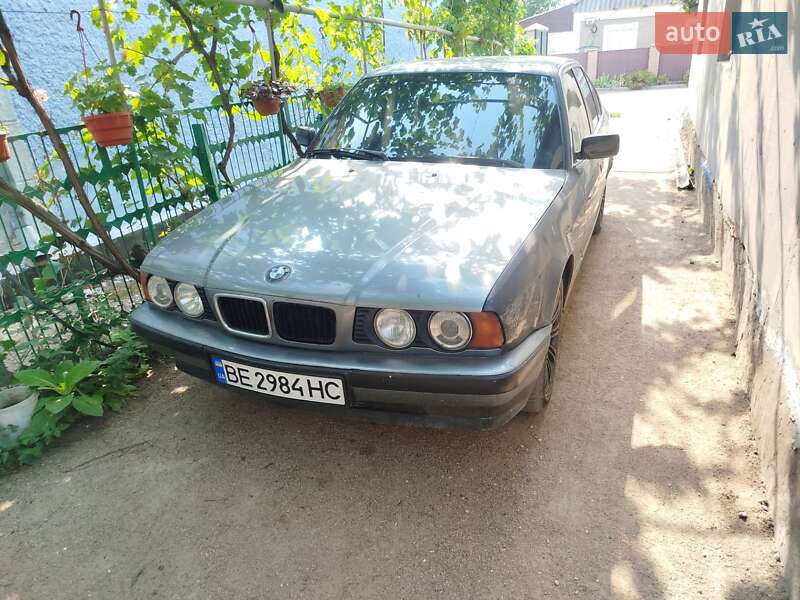 BMW 5 Series 1992 BMW 5 Series 1992