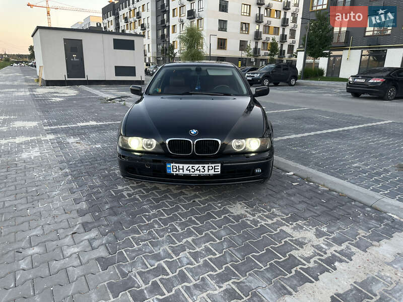 BMW 5 Series 2001
