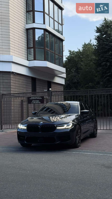 Седан BMW 5 Series 2017 в Киеве фото 4 Седан BMW 5 Series 2017 в Киеве