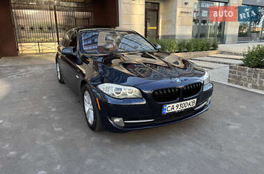 Седан BMW 5 Series 2012 в Умані
