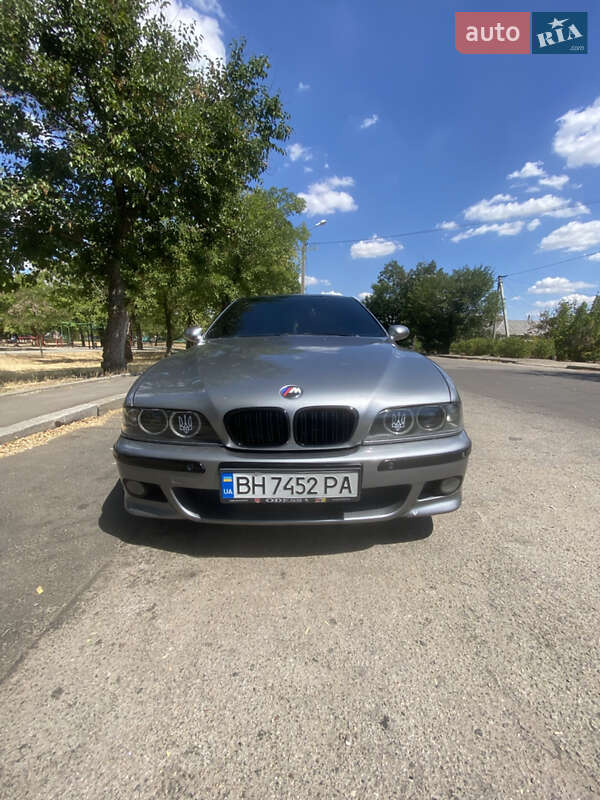 BMW 5 Series 2002