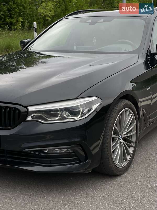 Универсал BMW 5 Series 2017 в Хмельницком