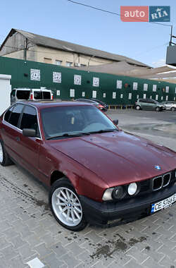 Седан BMW 5 Series 1993 в Чернівцях