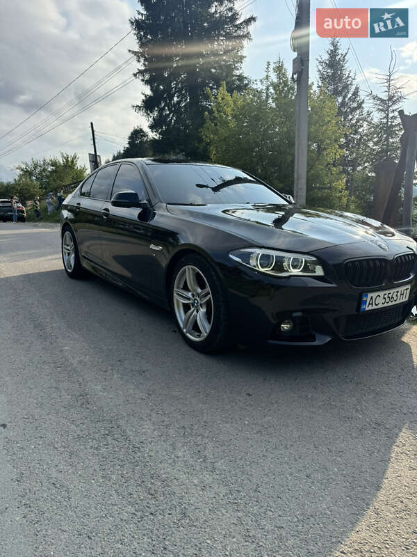 BMW 5 Series 2016